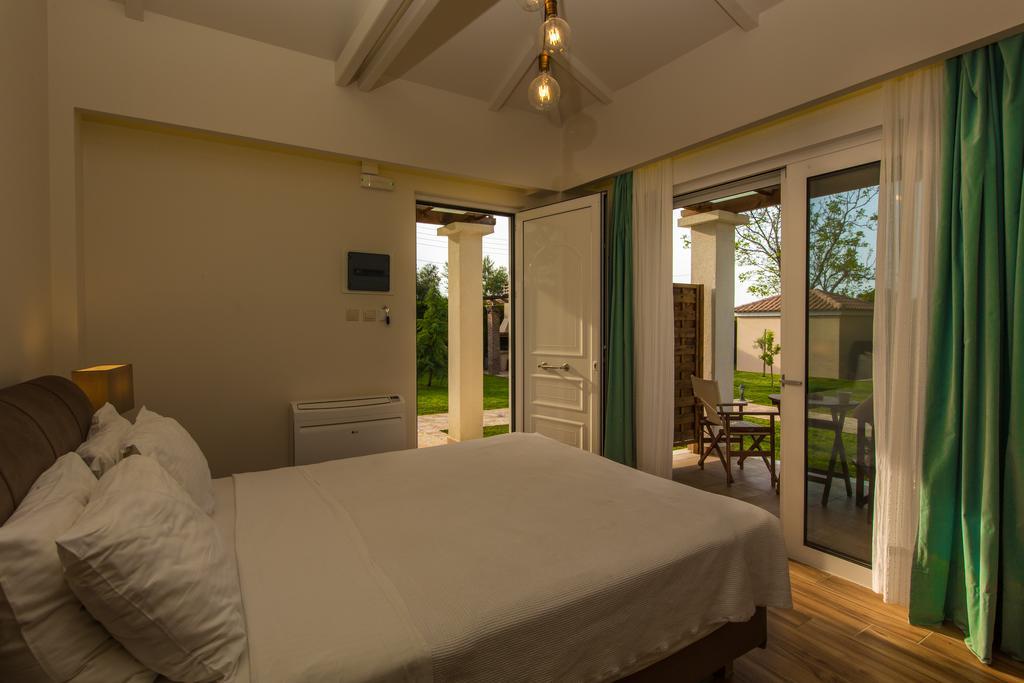 Fragos Garden Studios Kastro-Kyllini Exteriör bild